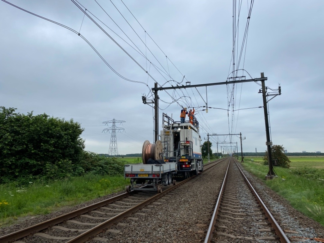 Update: Defecte Bovenleiding Schiedam Gerepareerd | ProRail