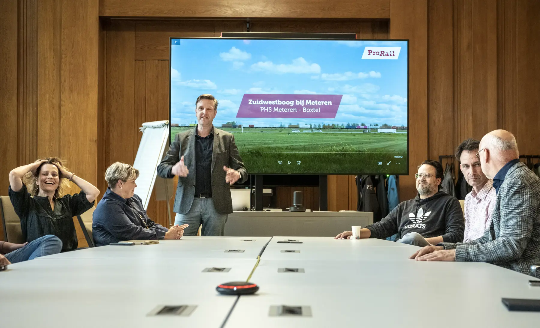 Maarten Mulder, projectmanager bij ProRail,  aan het woord.